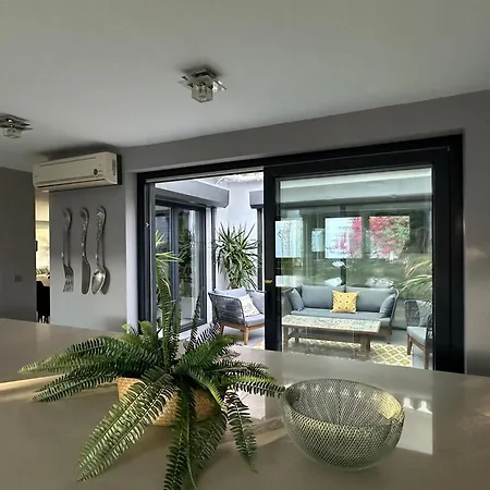 Dune, Luxury Villa, 5 Min Walk To The * Marbella